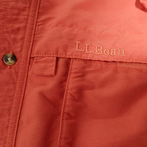 LLBean Men's Tropicwear Shortsleeve Button Down. XL - Picture 5 of 7